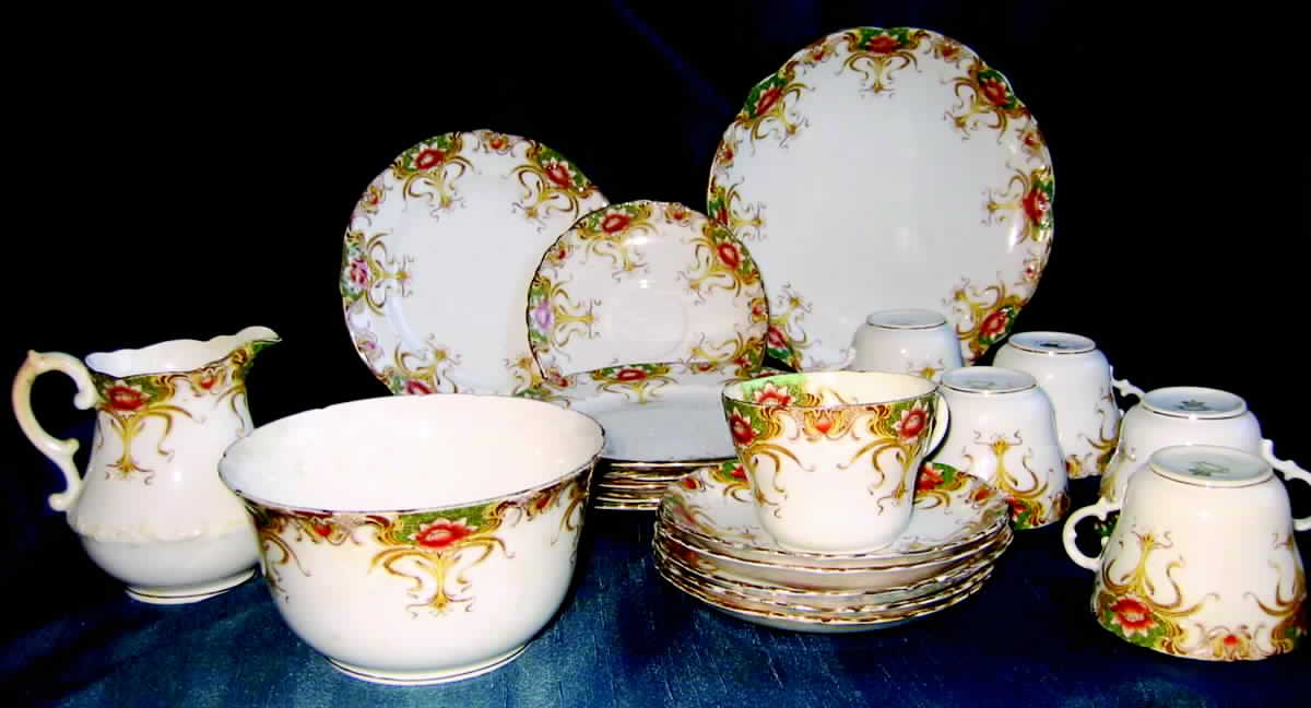Ayn124 Flat Cup by John  Aynsley & Sons-1