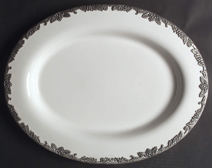 Grape 18" Oval Serving Platter by Arthur Court-1