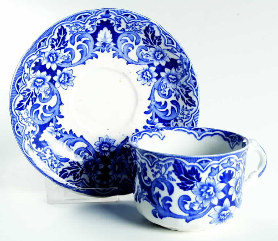 Roslin Flat Cup & Saucer Set by Allerton's-1