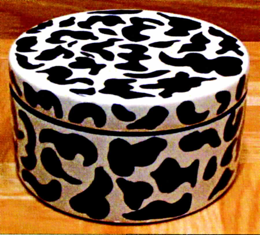 Serengeti Black and White Round Box & Lid by American Atelier-1