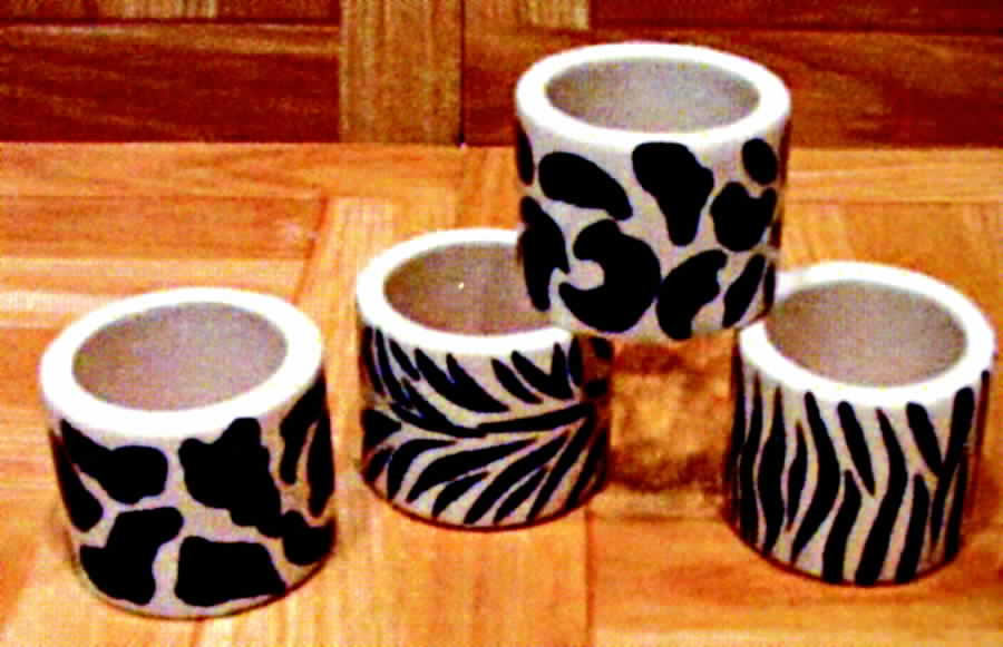 Serengeti Black and White Napkin Ring by American Atelier-1