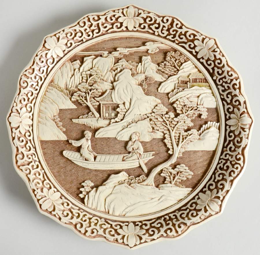 Ivory Dynasty Plate Wall by Arnart-1