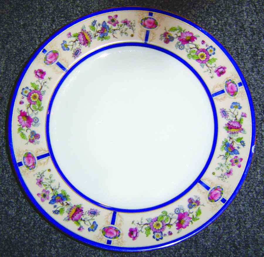AHR650 Dinner Plate by Charles Ahrenfeldt-1