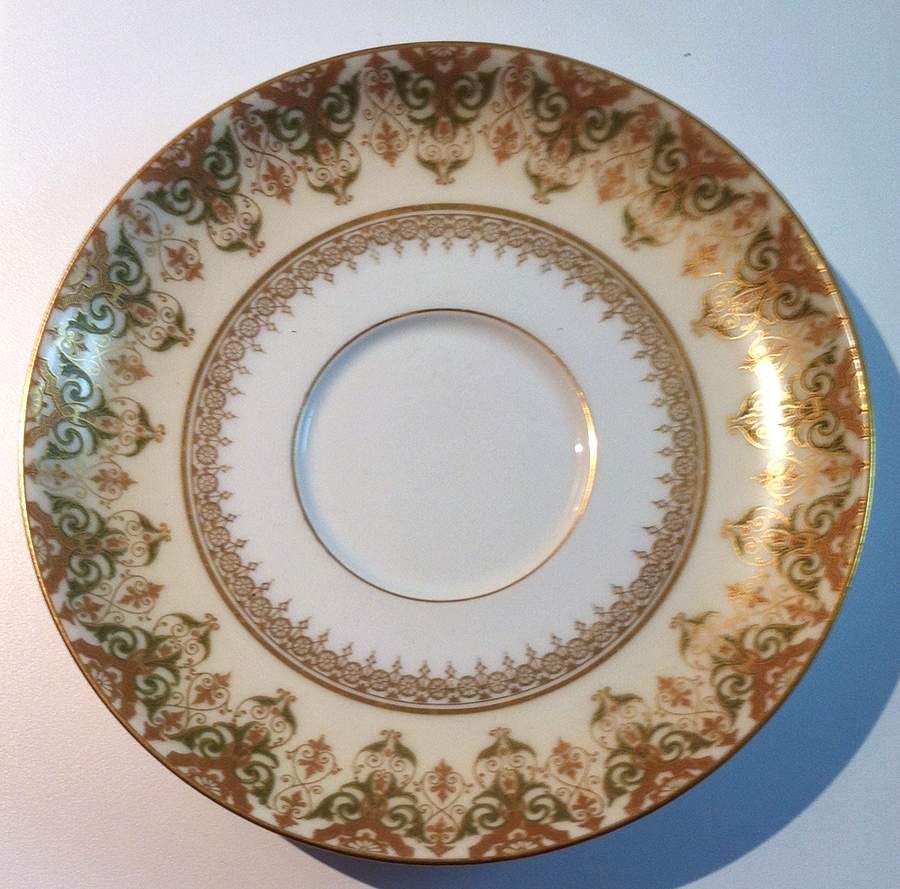 AHR658 Saucer by Charles Ahrenfeldt-1