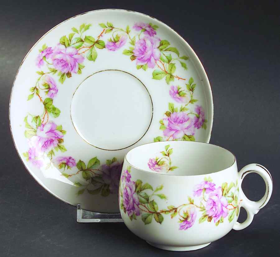ALT443 Flat Cup & Saucer Set by Altrohlau-1