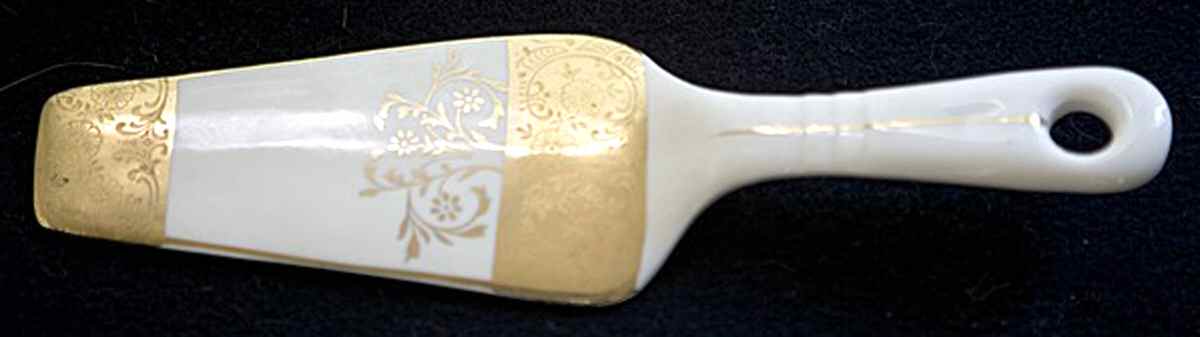 ATA18 Solid Ceramic Pie/Cake Server by Atlas China Co-1