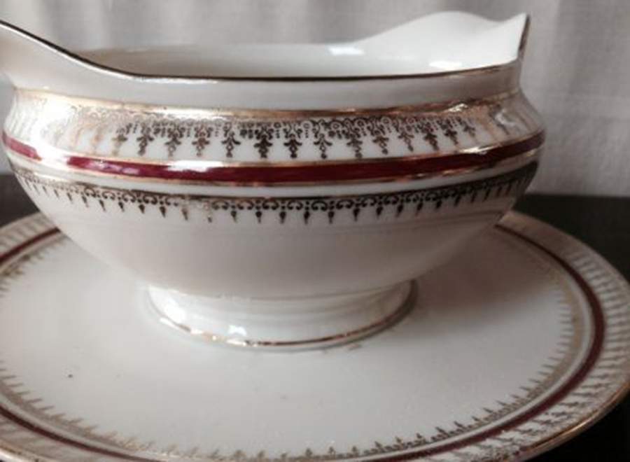 ALT456 Gravy Boat with Attached Underplate by Altrohlau-1