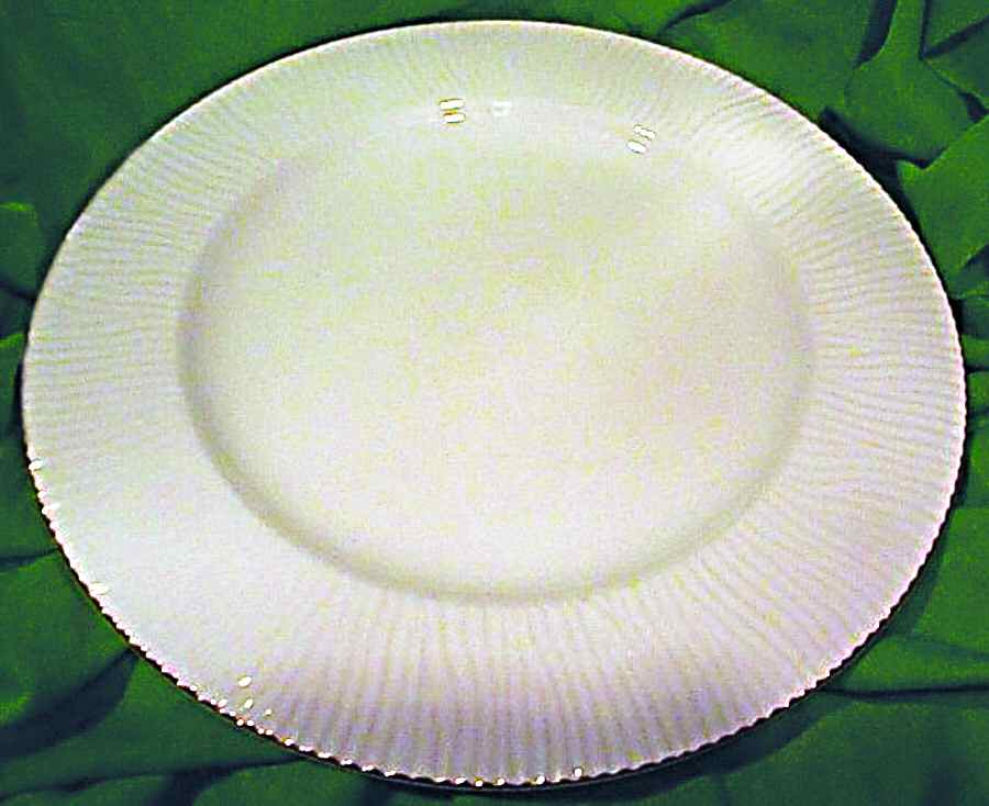 Millennia Gold Dinner Plate by Apropos-1