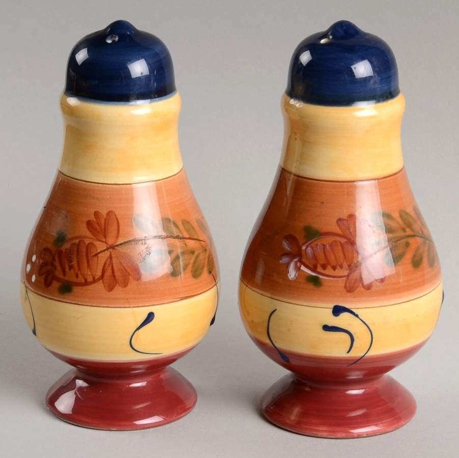 Romance 2 & 3 Hole Salt/Pepper Shaker Set by Ambiance-1