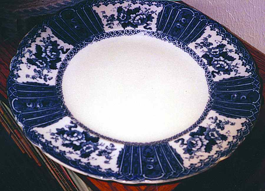 WARREN Dinner Plate by Allerton's-1