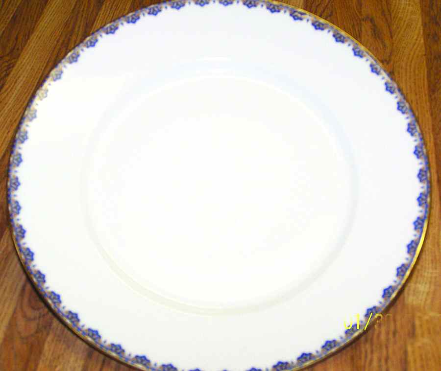 AHR707 Dinner Plate by Charles Ahrenfeldt-1