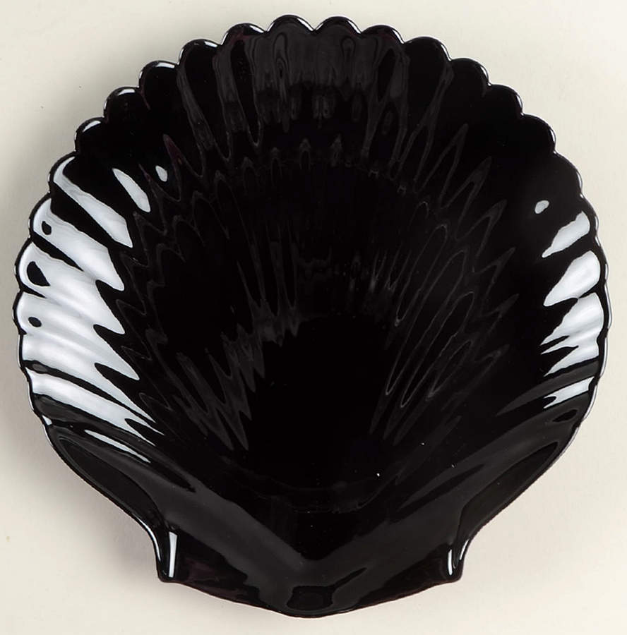 Coquillage Black Salad Plate by Arcopal-1