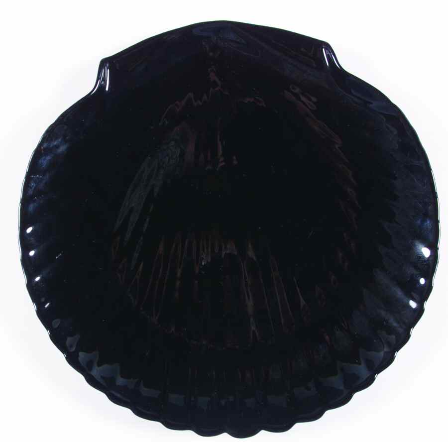 Coquillage Black Dinner Plate by Arcopal-1