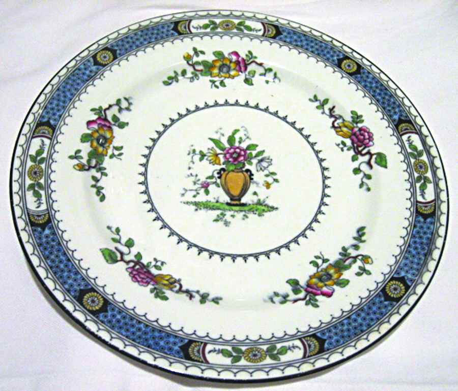 A4966 (Smooth) Dinner Plate by John  Aynsley & Sons-1