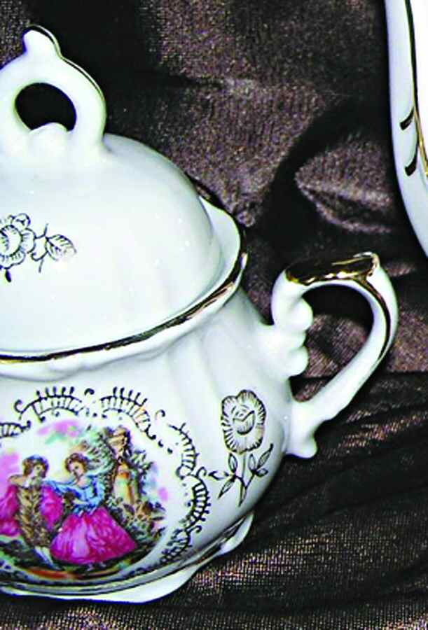 1146-2303 Sugar Bowl & Lid by Arnart-1