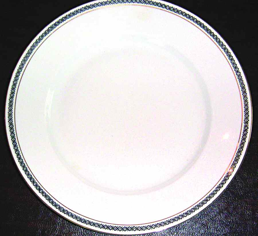 ALT491 Luncheon Plate by Altrohlau-1