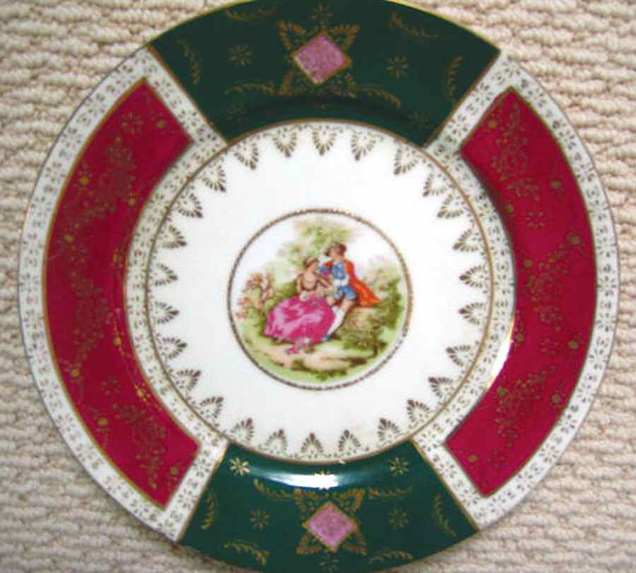 33-189 Saucer by Arnart-1