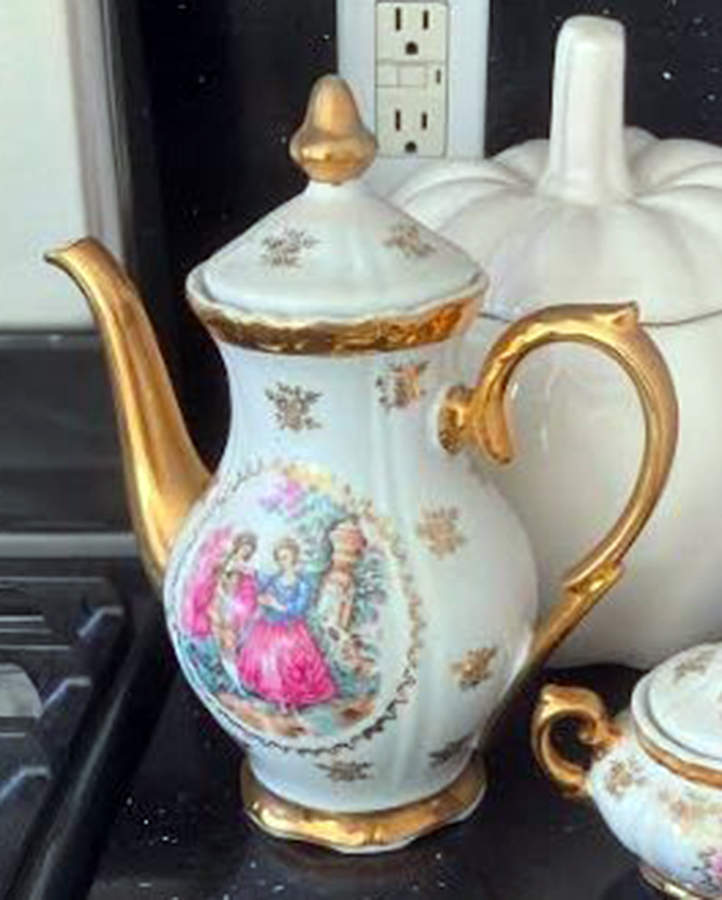 3986 Coffee Pot & Lid by Arnart-1