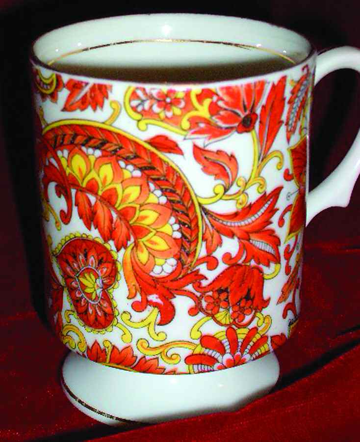 Royal Paisley Footed Cup by Arnart-1