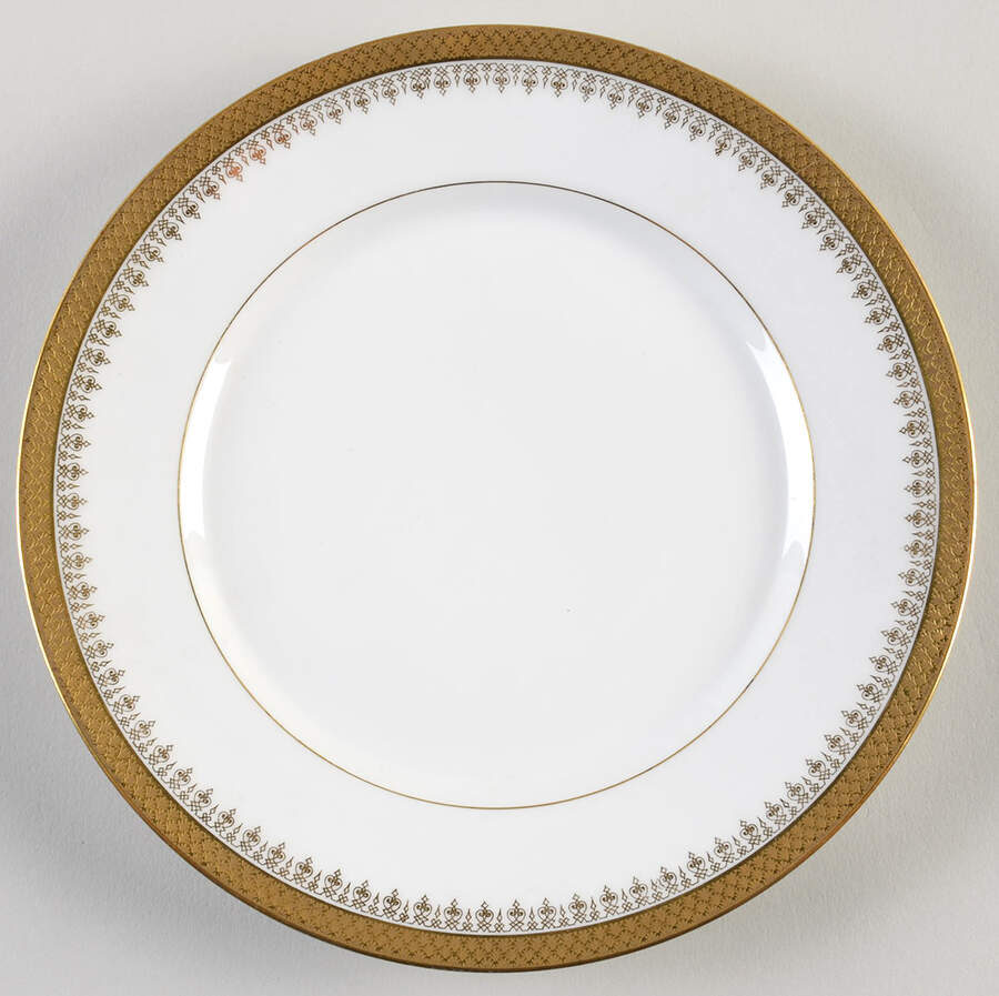AHR741 Luncheon Plate by Charles Ahrenfeldt-1