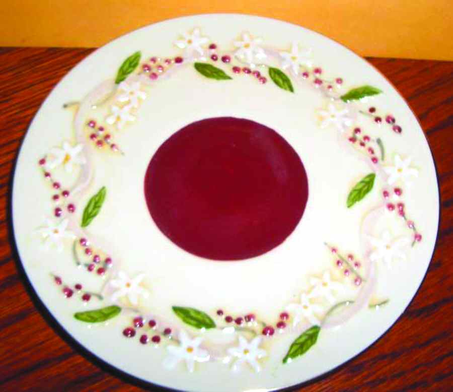 Winterberry Saucer by Amscan-1