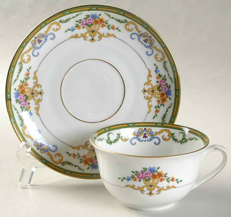 Dorval Flat Cup & Saucer Set by Altrohlau-1