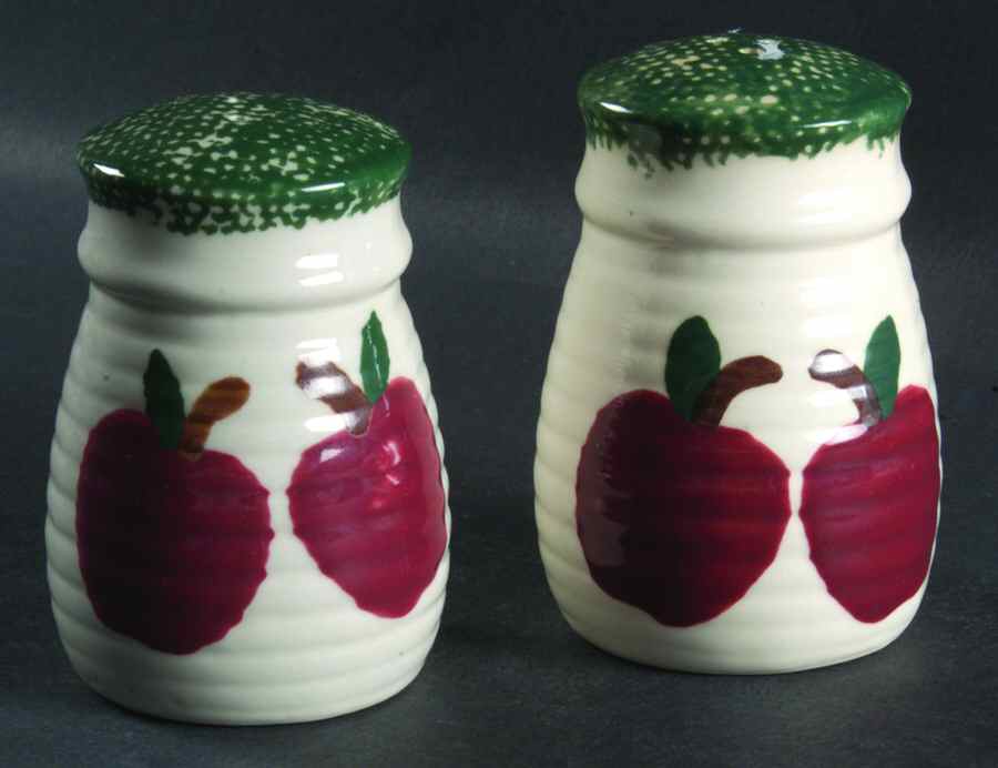 Apple Garden Salt & Pepper Set by Alco-1