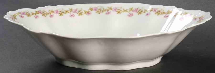 6339 9" Oval Vegetable Bowl by Altrohlau-1