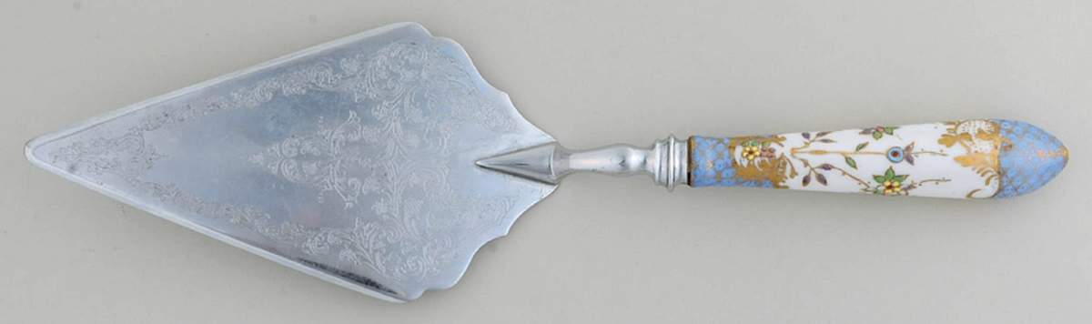 Floraine (Blue) Pie & Cake Server with Stainless Blade by A & E Lewis (Germany)-1