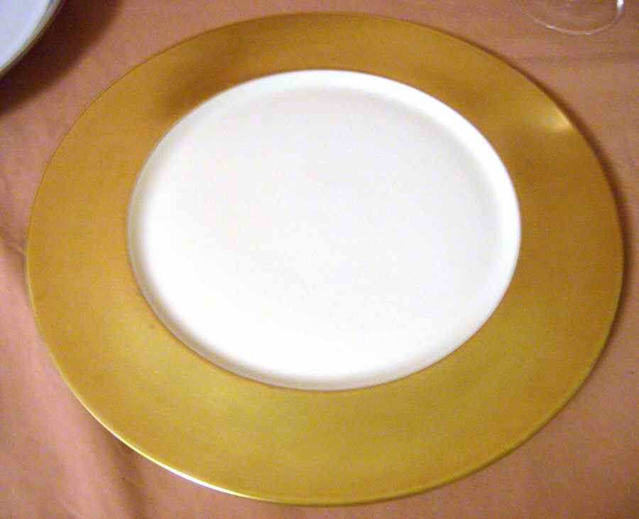 AMJ1 Service Plate (Charger) by Armani Casa-China-1