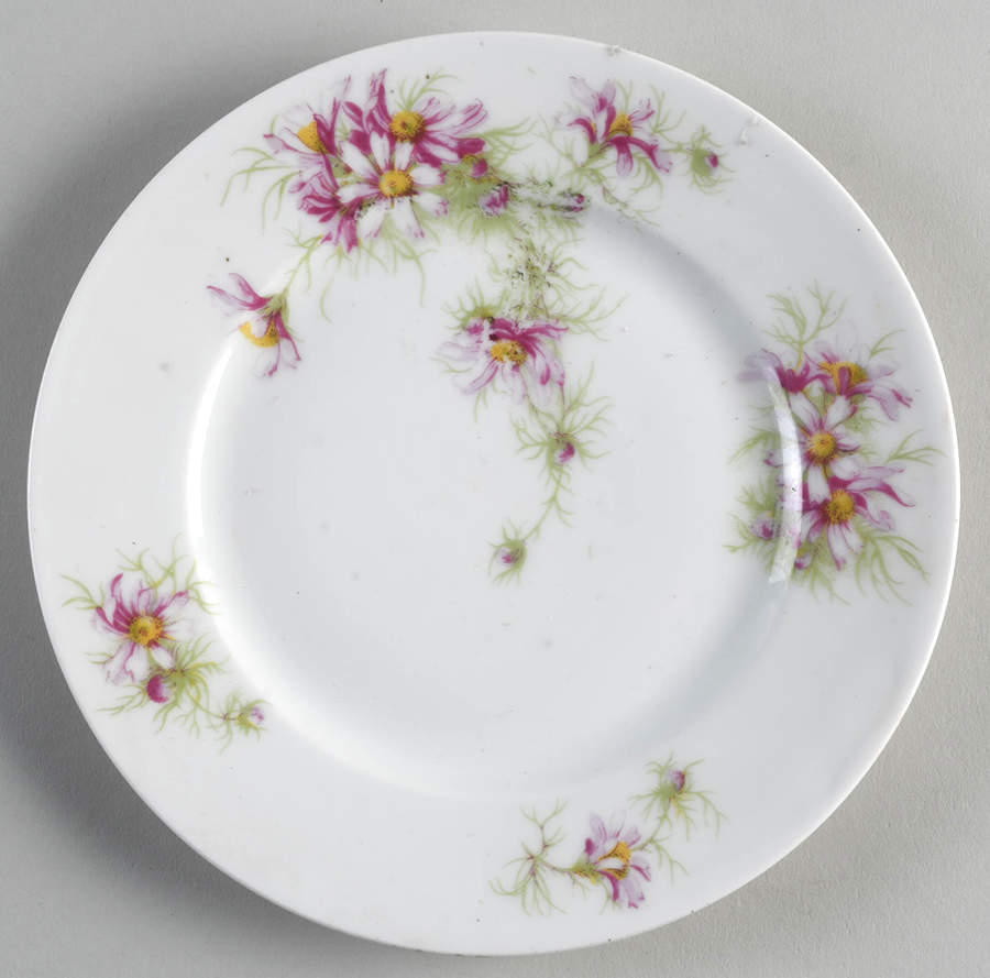 AHR754 Salad Plate by Charles Ahrenfeldt-1