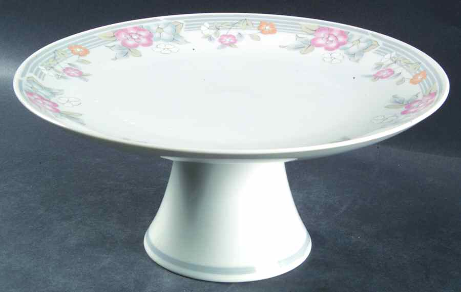 Beau Monde 10" Diameter Pedestal Cake Stand by Action (Japan)-1
