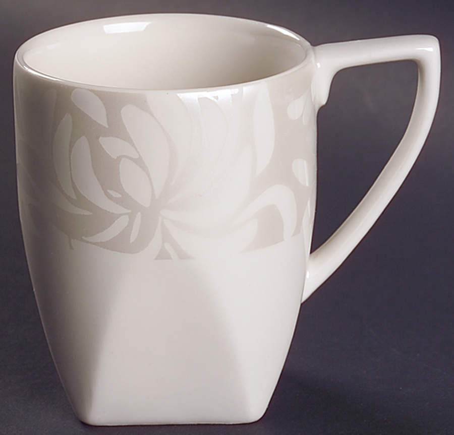 Chrysanthemum Mug by 222 Fifth (PTS)-1
