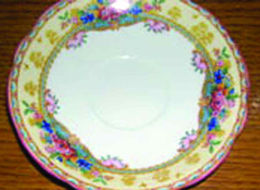 B1435 Saucer by John  Aynsley & Sons-1
