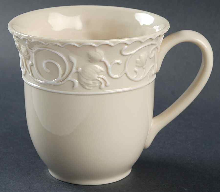 Aristocrat Floral Mug by Ambiance-1