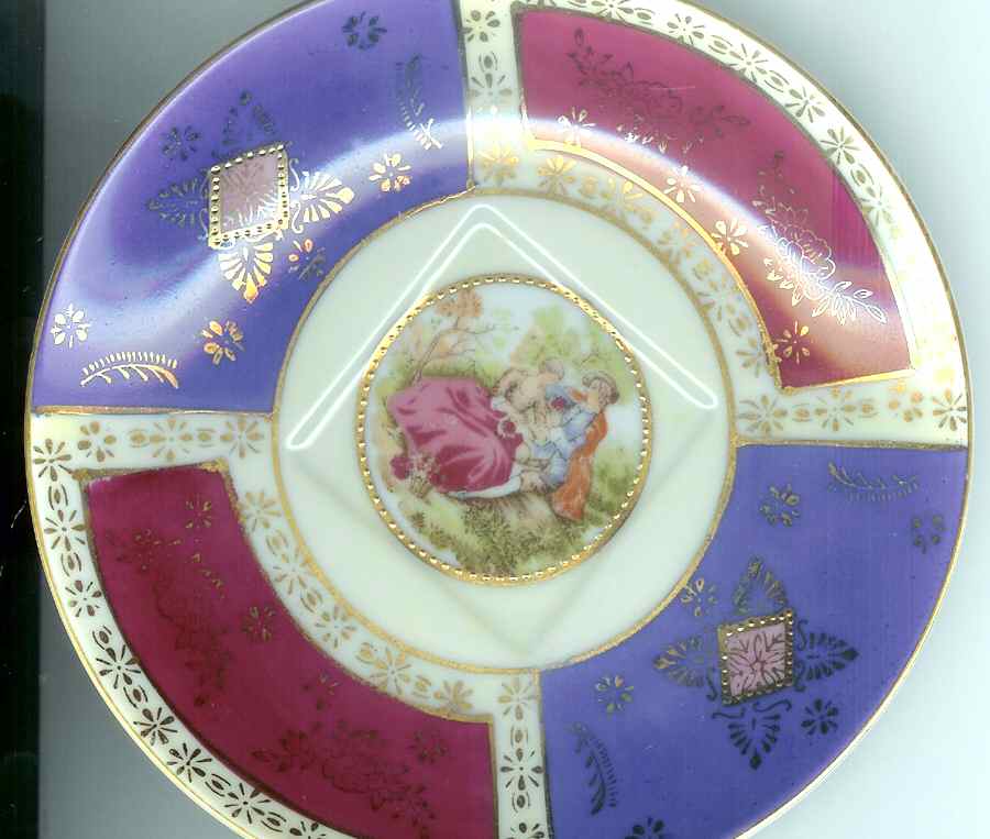 55-2027 Saucer by Arnart-1