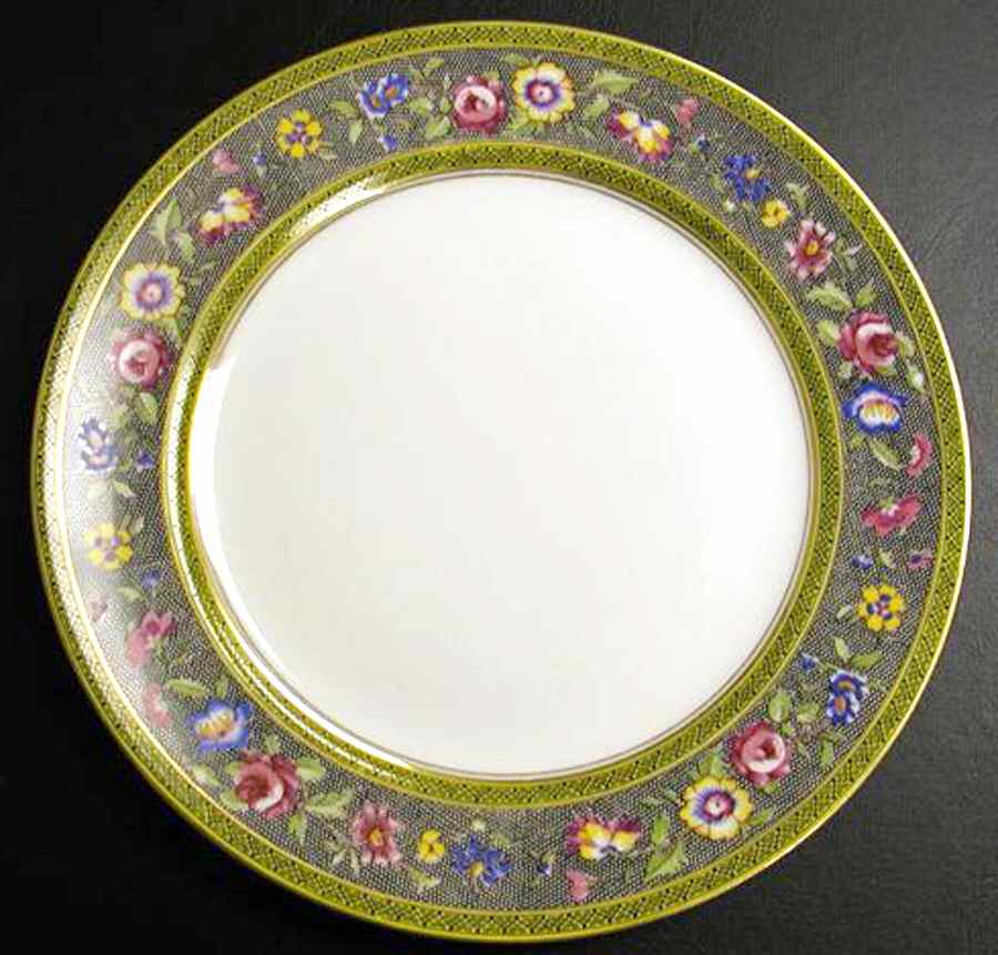 AHR775 Luncheon Plate by Charles Ahrenfeldt-1