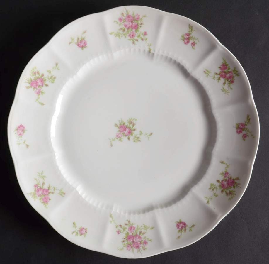 AHR776 Dinner Plate by Charles Ahrenfeldt-1