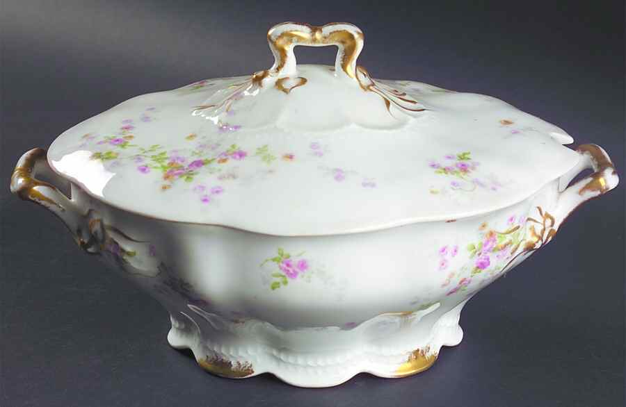 AHR777 Oval Tureen & Lid by Charles Ahrenfeldt-1