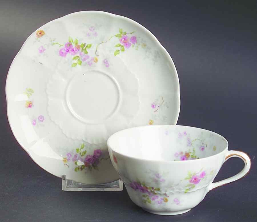 AHR777 Flat Cup & Saucer Set by Charles Ahrenfeldt-1