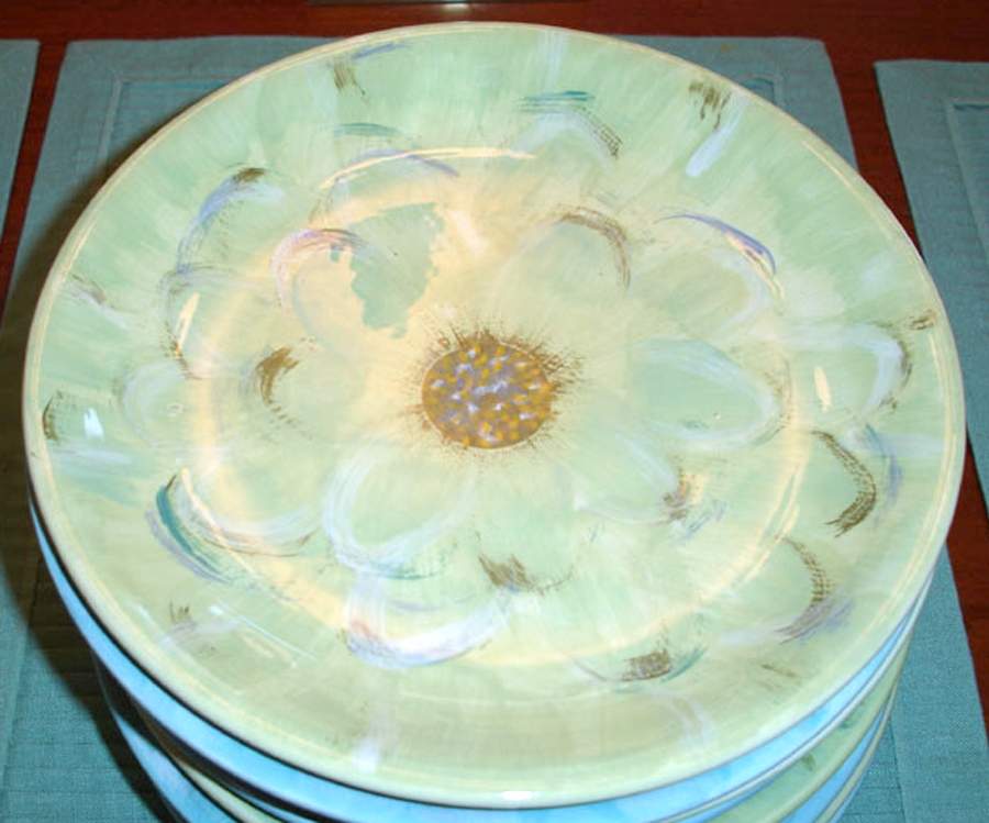 Azalea Light Green Dinner Plate by 222 Fifth (PTS)-1