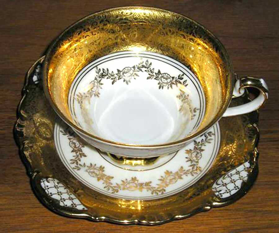 639 Footed Cup & Saucer Set by Alka-1