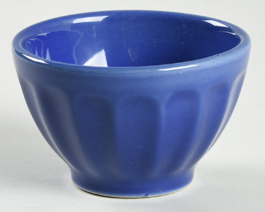 Latte Fruit/Dessert (Sauce) Bowl by Anthropologie-1