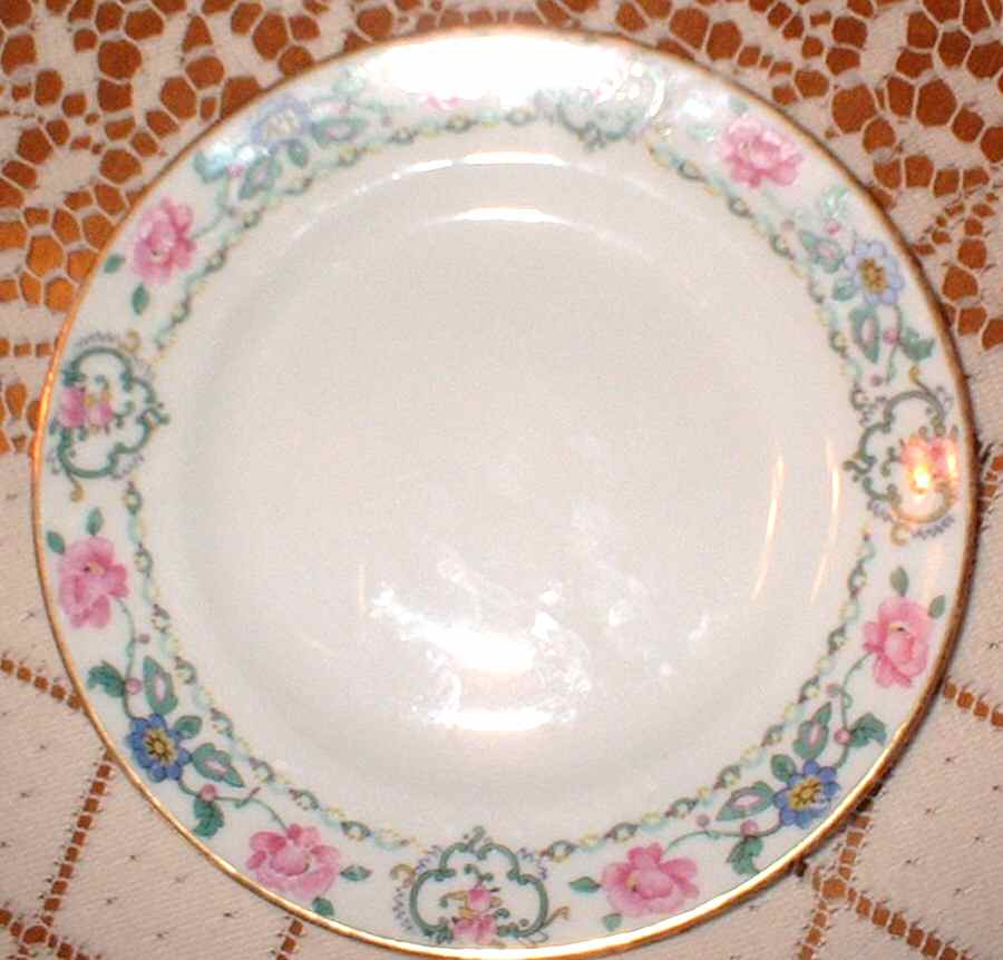 AHR784 Dinner Plate by Charles Ahrenfeldt-1