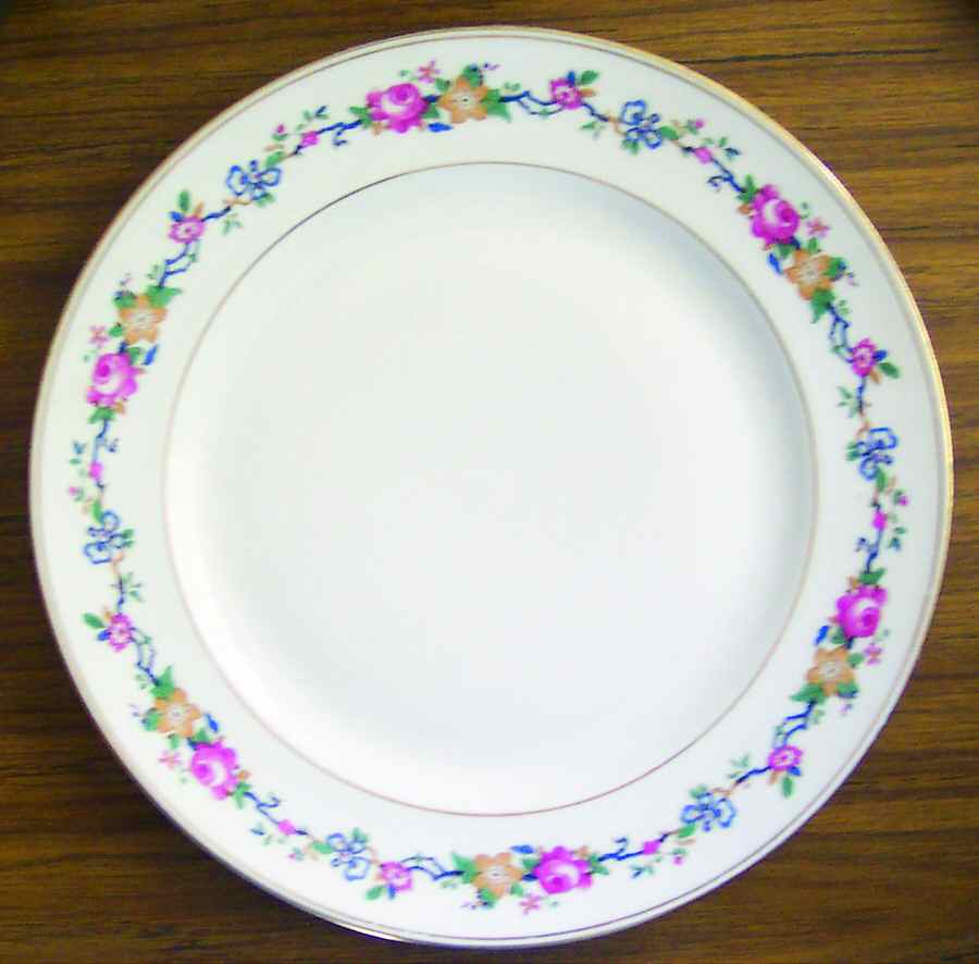 AHR788 Dinner Plate by Charles Ahrenfeldt-1