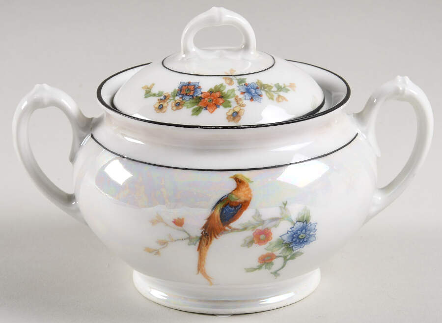 1047 Sugar Bowl & Lid by Altrohlau-1