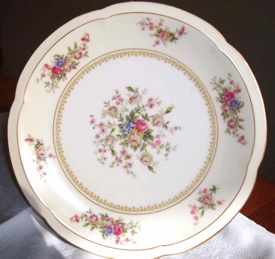 AHR796 Dinner Plate by Charles Ahrenfeldt-1