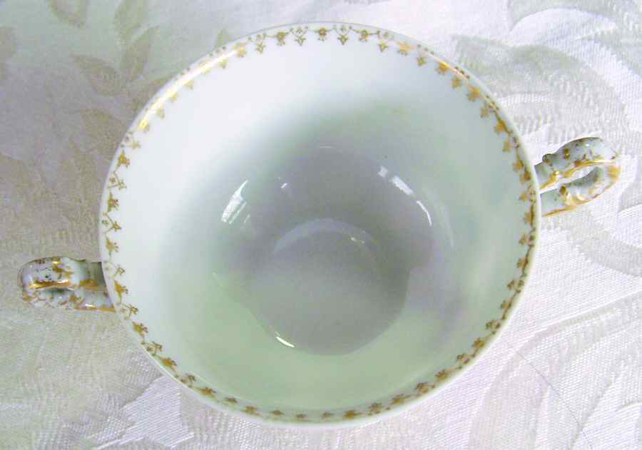 AHR800 Flat Bouillon Cup by Charles Ahrenfeldt-1