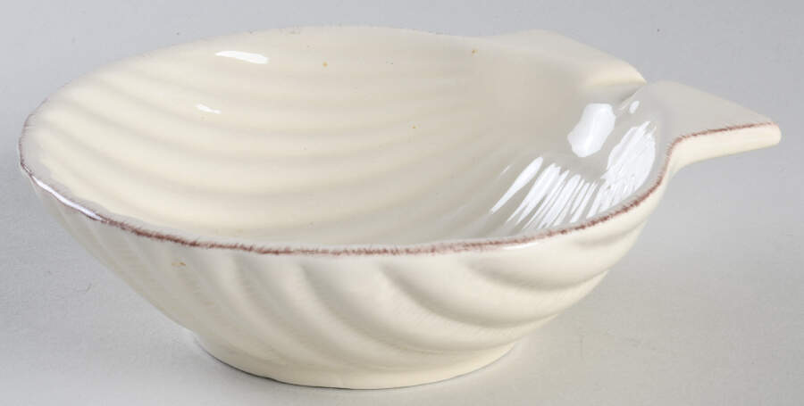 By the Sea Cream 6" Shell Shaped Bowl by Ambiance-1