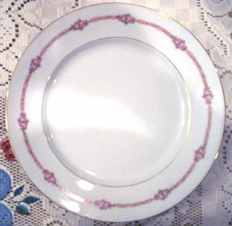 5761 Dinner Plate by Altrohlau-1